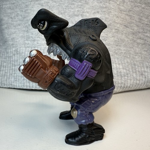 Street Sharks 1995 Modellino Street Wise F-16 Hammerhead 428 nero viola - Foto 4 di 12