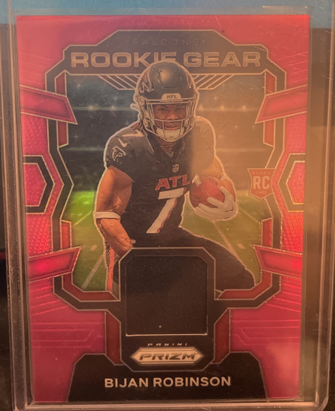 2023 Panini Prizm Rookie Gear Pink Bijan Robinson Relic