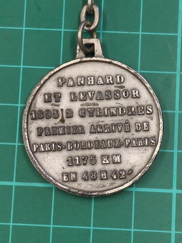 Vintage French Panhard Et Levassor 1895 Paris - Bordeaux Race Keyring - Picture 5 of 7