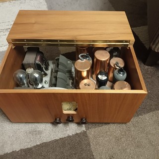 Röhrenradio Stassfurt JUNIOR mit 8 Röhren