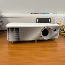 Optoma W400 DLP HD 1280X800, 4000 Lumens Projector Low Hours