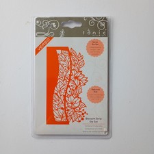 Tonic Studios Blossom Strip Die Set 3 Dies 2383e Discontinued Rare 