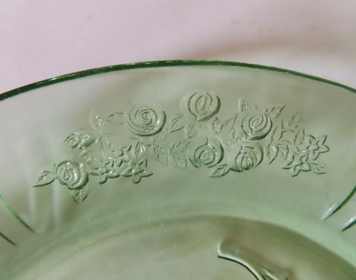 4 Sharon Cabbage Rose Green Depression Glass 9" Dinner Plates - Picture 4 of 7