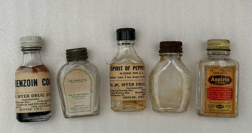 Vtg Early To Mid 1900's Lot Of 5 Medicine Bottles" - Picture 1 of 22