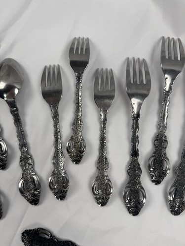 20 Piece LIFETIME Cutlery Stainless Japan PIERCED ROSE Floral Flatware Set - Picture 13 of 16