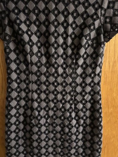 Banana Republic Black / Gray Dress ( Size 4 ) - Picture 3 of 6