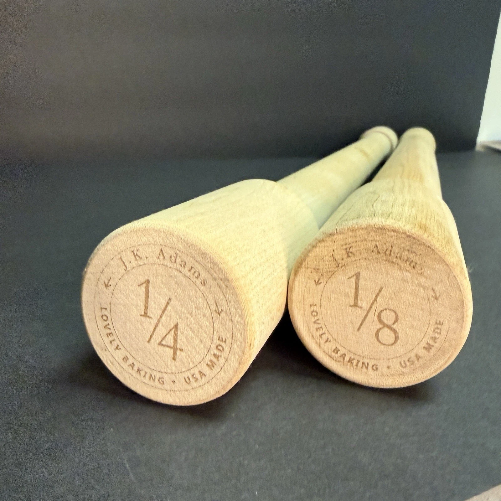 J.K. Adams Lovely Baking Rolling Pins 1/4 & 1/8 USA Wooden Maple Set of 2 EUC
Opens in a new window 