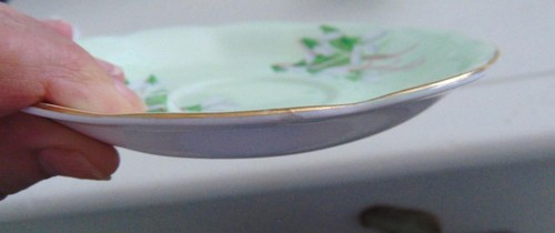 VINTAGE ROYAL ALBERT LIGHT GREEN "LAURENTIAN SNOWDROP" FOOTED CUP & SAUCER SET - Picture 10 of 11