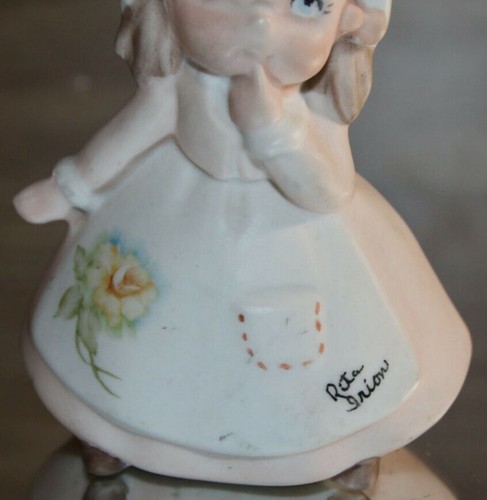 Kleine Mädchen Figur rosa Kleid signiert 1979 Original Arnart Creations Porzellan - Bild 2 von 11
