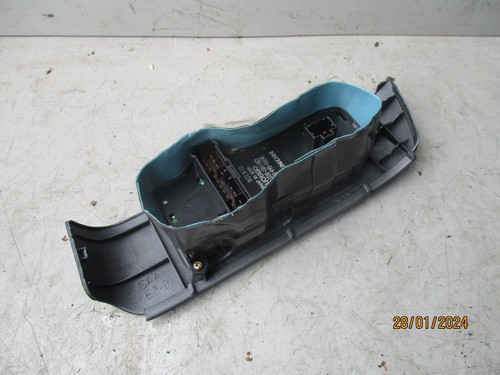 HONDA JAZZ MK1 2003 OSF DRIVER SIDE FRONT WINDOW SWITCH 35755SAA306M1 - Picture 3 of 4