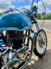 Triumph 650 bonneville T120v 1973