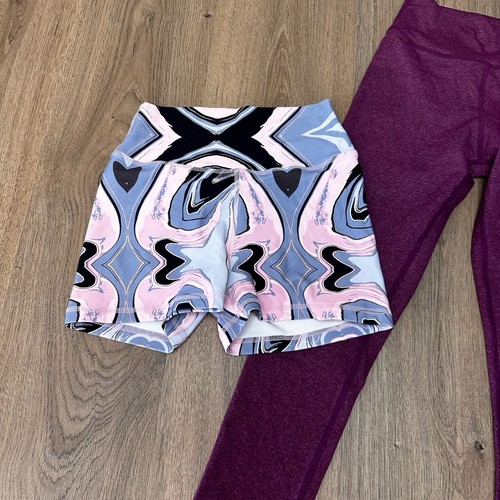 Muscle Nation Sz XS Leggings & Bike Shorts Purple 3/4 & Print Scrunch Bum Q2 - Picture 3 of 7