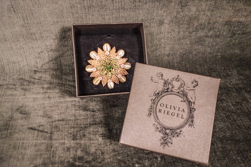 Broche Vintage Raro OLIVIA RIEGEL Cristal y Cuentas Rosa en Caja Original - Imagen 4 de 4