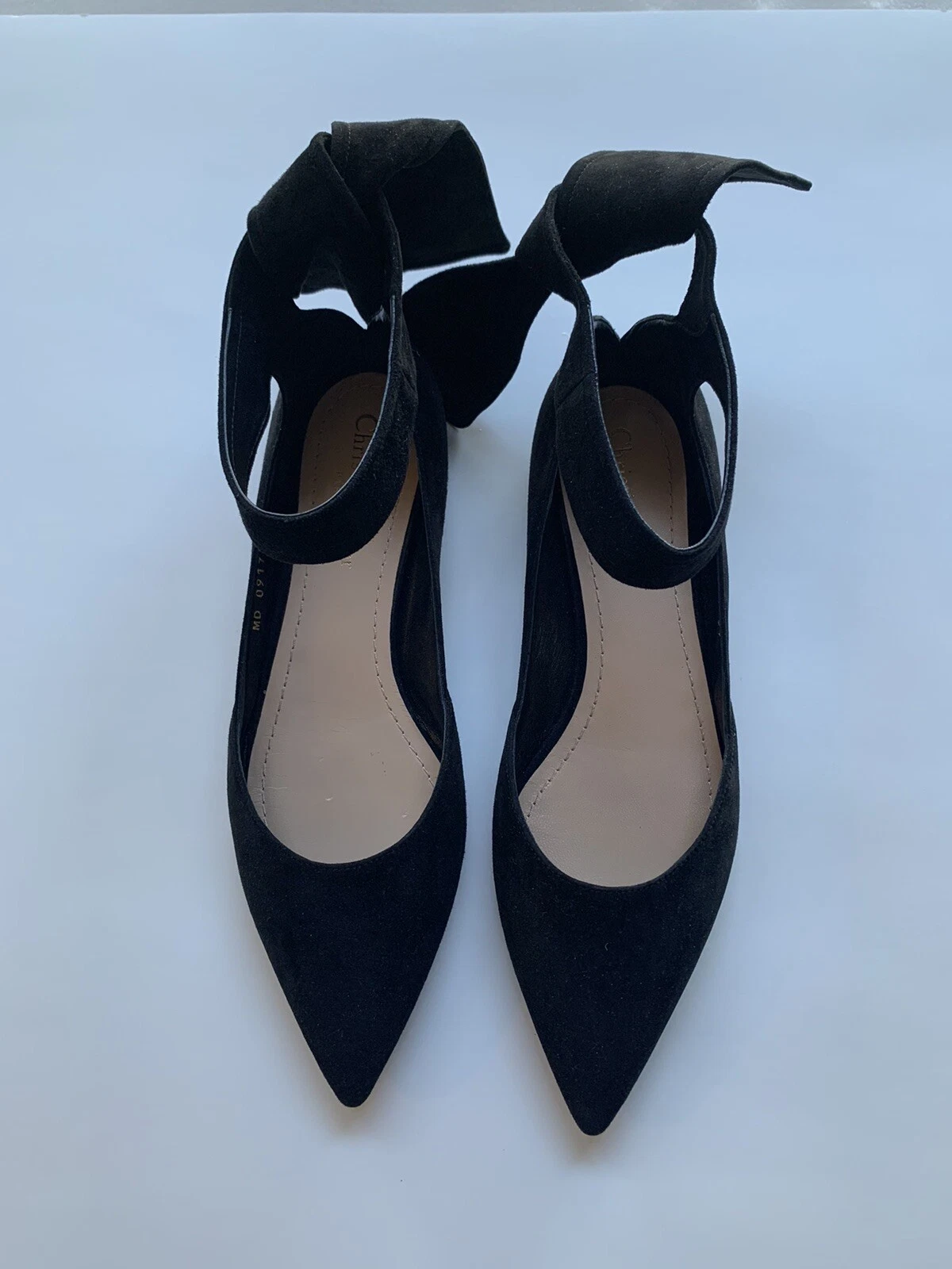 CHRISTIAN DIOR   La BELLE D—ESCARPIN EN DAIM NOIR À CHEVILLES — TAILLE AMÉRICAINE 9 UK TAILLE 38