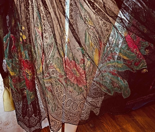 Vintage tailliertes Kleid aus Seide Spitze und Krepp Tropfen mit handbemalten Blumen ZZ060 - Bild 6 von 7