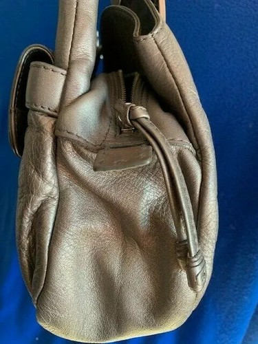COLE HAAN M/L in Metallic GRAY HANDBAG Clean in EUC - Picture 3 of 12
