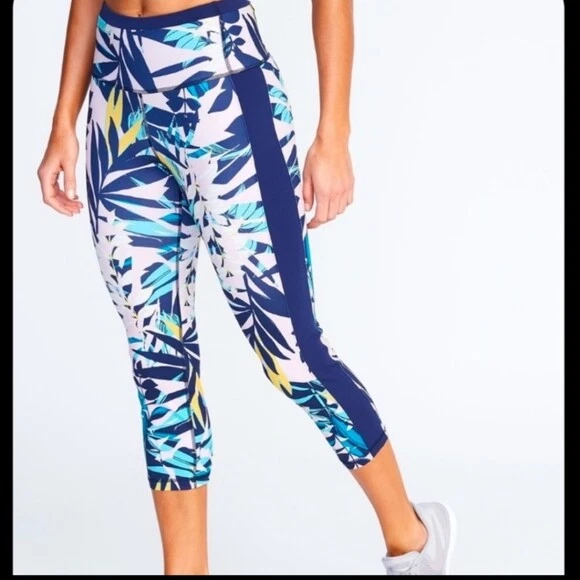 Old navy elevate leggings clearance