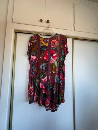 NWT Soft Surroundings Knit Tunic Top Size XL Short Sleeves Maroon Floral Stripes - Picture 7 of 9
