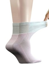 5 Pairs Women's Quarter Breathable Diabetic Socks with Seamless Toe and Cushi...