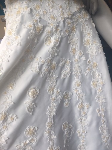 Halterneck Strapless White Ballgown Wedding Dress Size 8-10 Handmade - Picture 4 of 7
