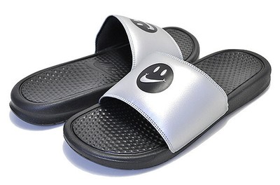 have a nike day slides