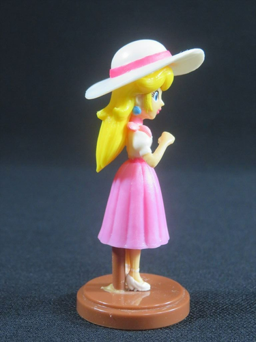 Princess Peach Super Mario odyssey Nintendo Furuta choco egg mini figure Japan - Picture 10 of 22
