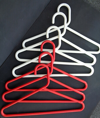 IKEA  6 Kleiderbügel Kinder  3x weiß, 3x rot