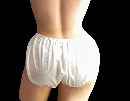 Queens Closet Ivory Shiny Satin Lace Trim Nylon Panties Womens 5L NWT - Picture 6 of 9