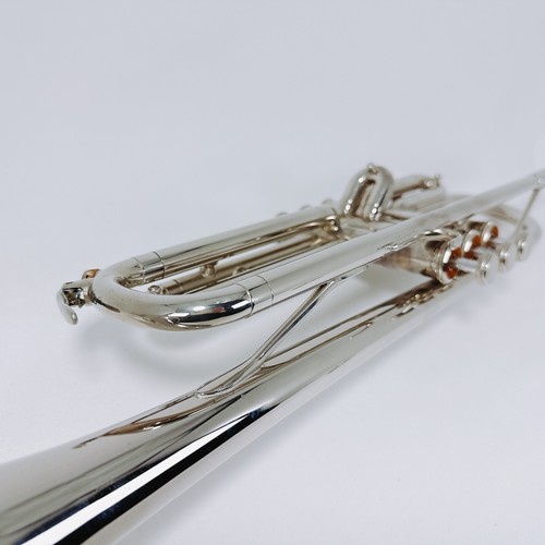 YAMAHA YTR-135 Trumpet with case silver USED - Picture 6 of 10