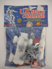 Vtg 1992 U.S. Space Command w/ Vehicle Rover Astronauts Manley NEW C5A