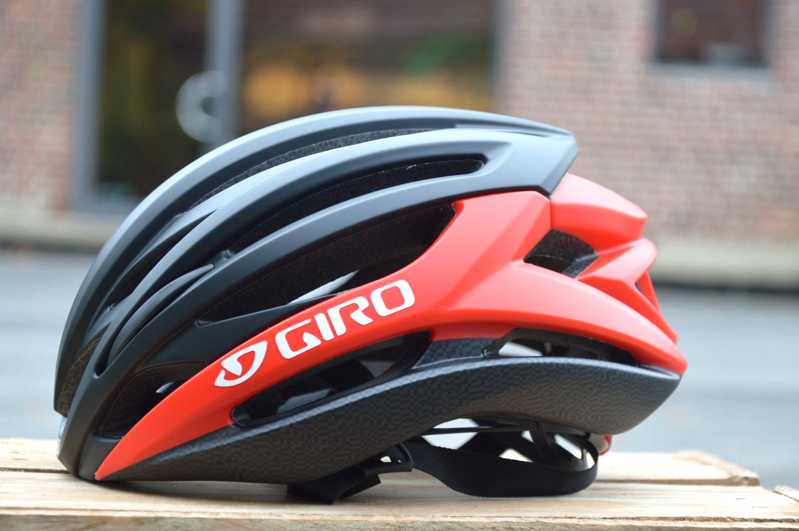 Giro Syntax Course de Vélo Casque 260g/M Bonne Aération Noir-Rouge Neuf 2019 Giro Syntax Course de Vélo Casque 260g/M Bonne Aération Noir-Rouge 2019 Neuf 2019 Noir-Rouge 12d998
