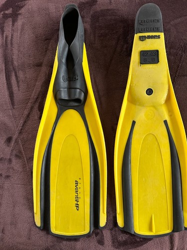 Mares Taucherflossen Flossen Größe 42-43 gelb Gummi mit geschlossenem Fußteil - Bild 5 von 5