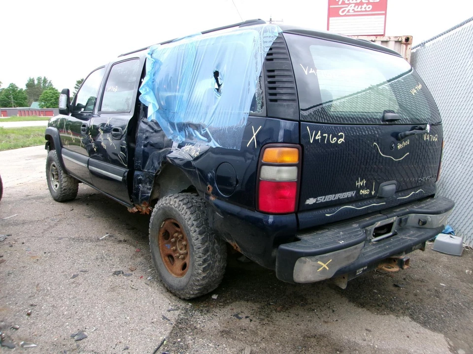 Bomba de dirección asistida usada se adapta a: Chevrolet Suburban 2500 2005 6,0 grado A Foto 3 de 4