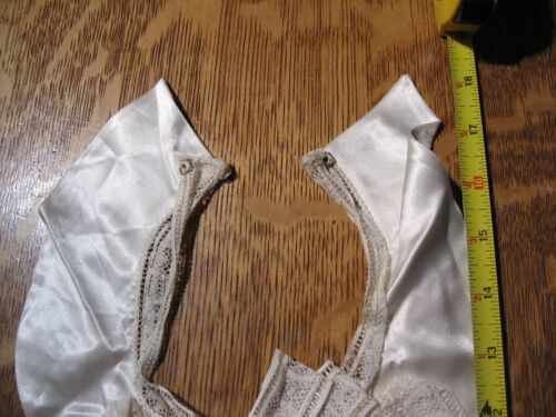 2 Victorian Era Dress Bodice Antique Chest ball buttons pink white lace - Picture 5 of 12