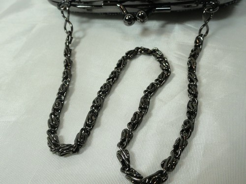 Y & S ORIGINAL Vintage-Look BEADED PURSE, Kisslock Closure Gray/Black, Bag NEW - Picture 11 of 12