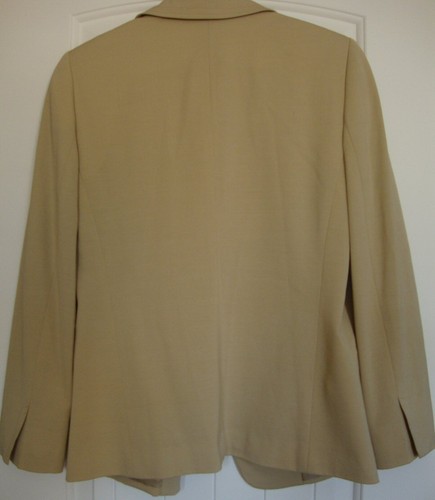 LIZ CLAIBORNE Lined beige Blazer Jacket Size 10 EUC - Picture 4 of 4