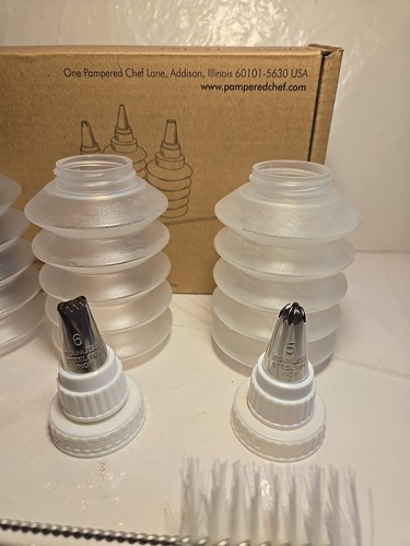 Pampered Chef Decorator Bottle Set #1585 Cake & Cookie Decorating NIB - Picture 6 of 7