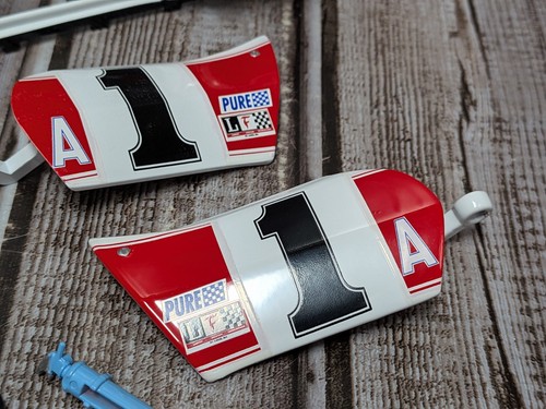 Carousel Diecast Corvette L88 Tony DeLorenzo SCCA Model Car Body Parts - Picture 3 of 13