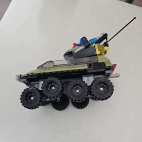New LEGO Marvel Avengers: Captain America vs. Hydra 76017 