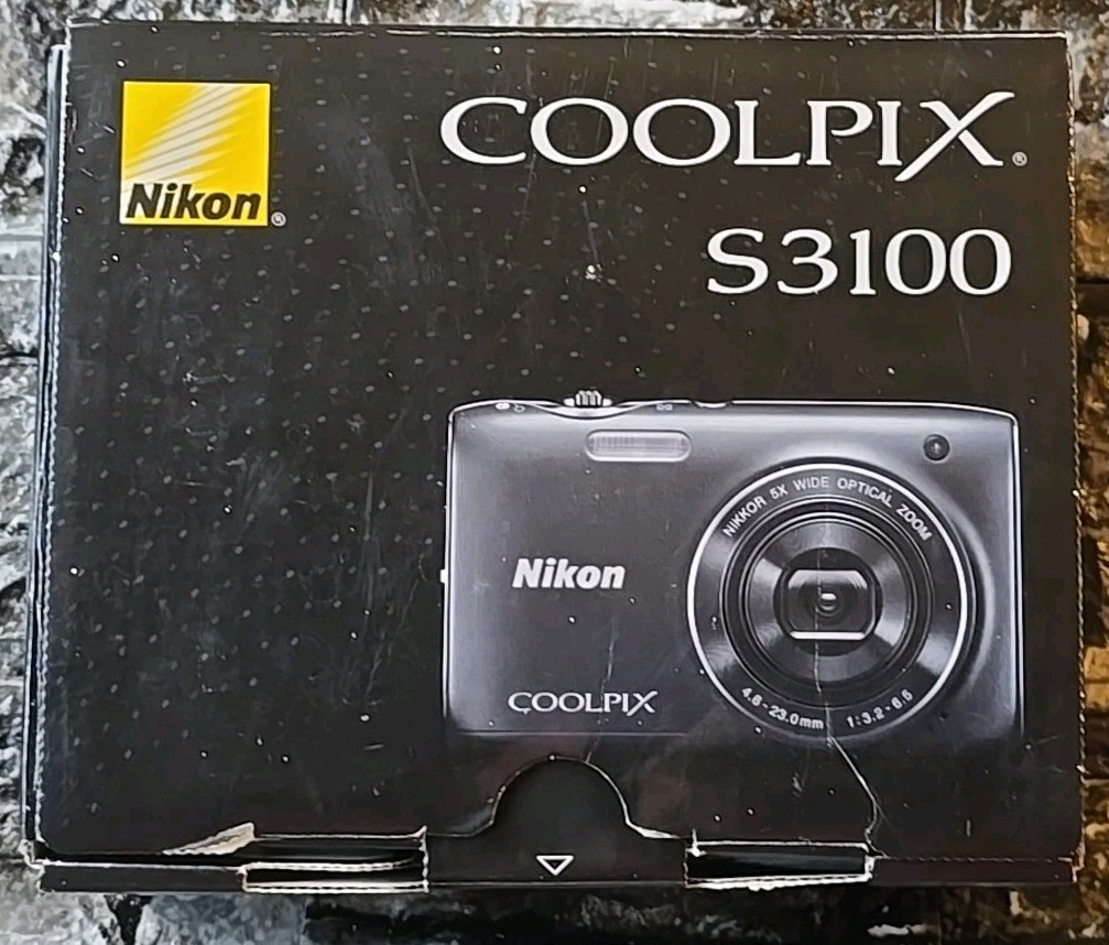 Nikon Coolpix S3100 Digital Camera Bundle BLACK 14MP 5x Zoom