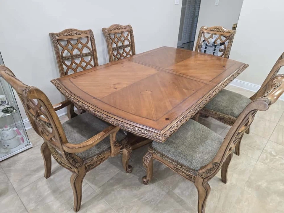 Beautiful Elegant Wood Dining Table Set with 6 Chairs - Image 3 of 3