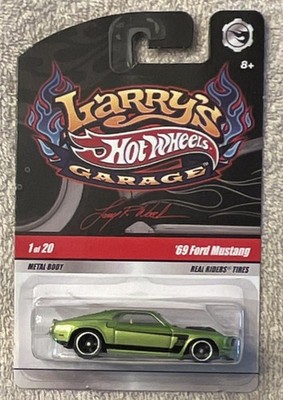 Hot Wheels 2009 Larry's Garage  69 Ford Mustang Real Riders Tires