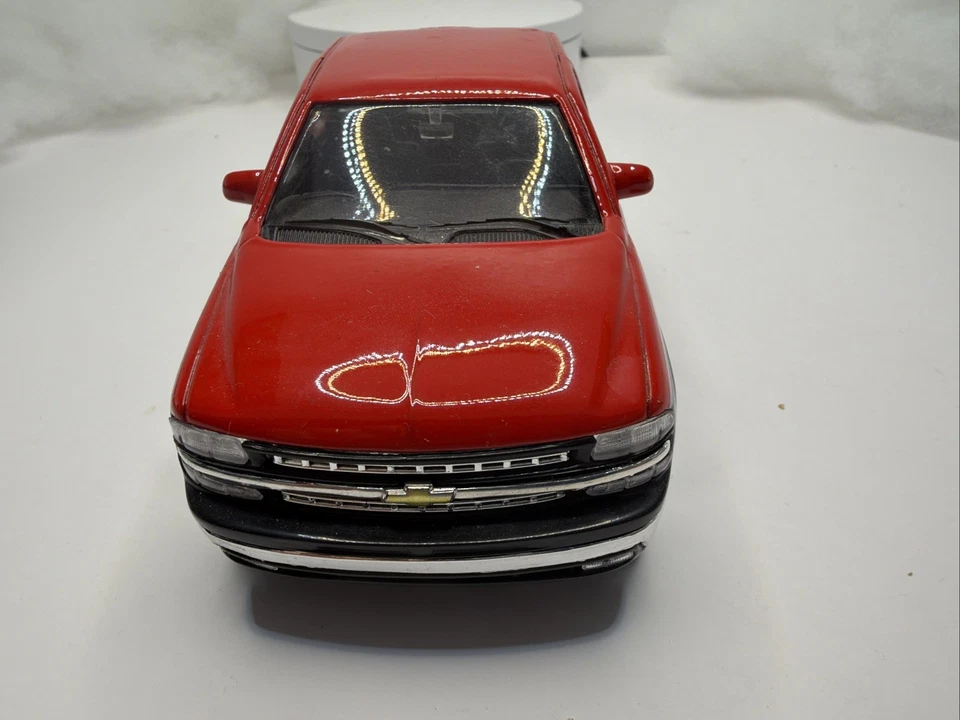 Chevrolet Silverado 1500 1999 fundido a presión negro camión modelo juguete Z71 raro Foto 3 de 4