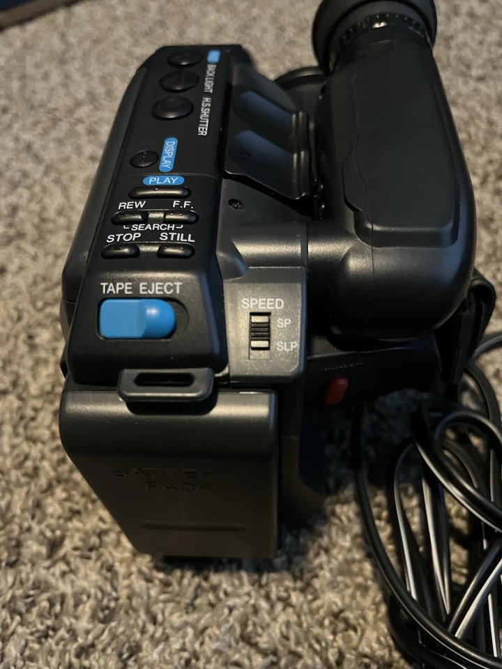 Magnavox CVT620AV01 Easy Cam, W 2 Chargers, Working, Needs New Battery - Image 4 of 4