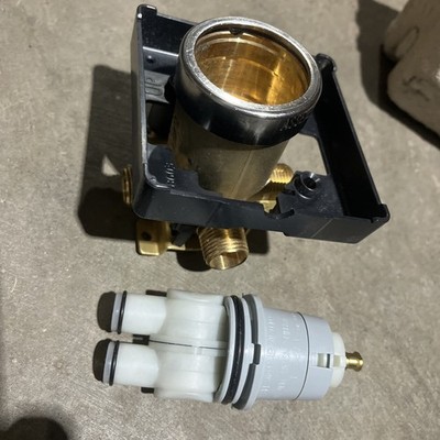 New Delta ASSE 1016 Masco Delta Shower Mixing Pressure Balancing Valve Rough In