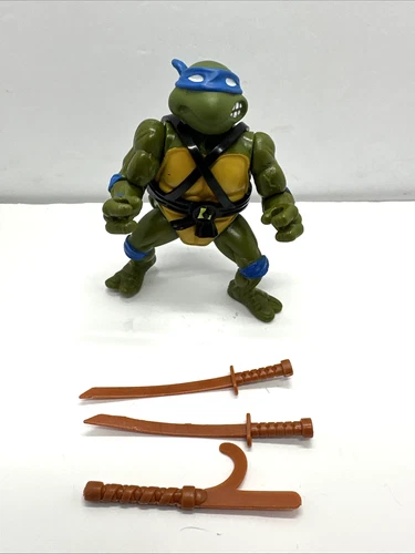 TMNT Leonardo w/Accessories Soft Head Teenage Mutant Ninja Turtle 1988 Playmates
