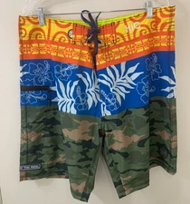 Hawaiian Island Creations (HIC) 20" UA HUKA 8 Way Stretch Boardshorts Size 36