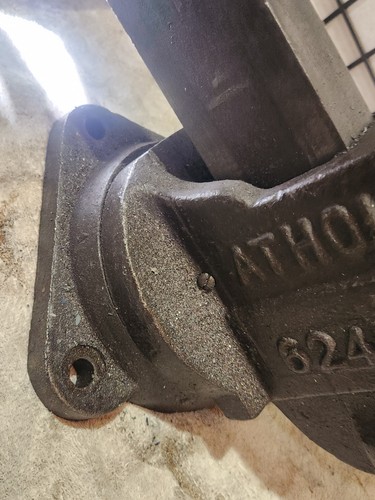 ATHOL No. 624N BENCH VISE WITH SWIVEL & ANVIL - Picture 15 of 24