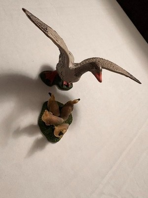 USED 2010 Schleich #13679 Grey Goose Gander & Goslings farm life RETIRED