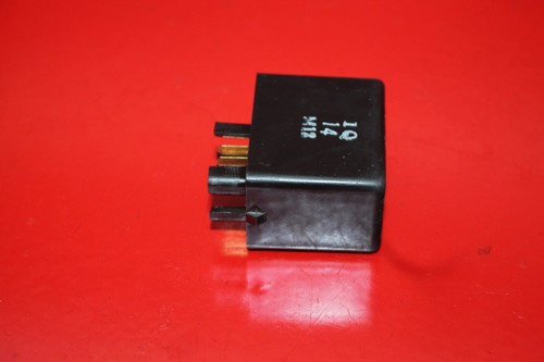 13 2013 SUZUKI GSXR600 FLASHER RELAY - Picture 2 of 9